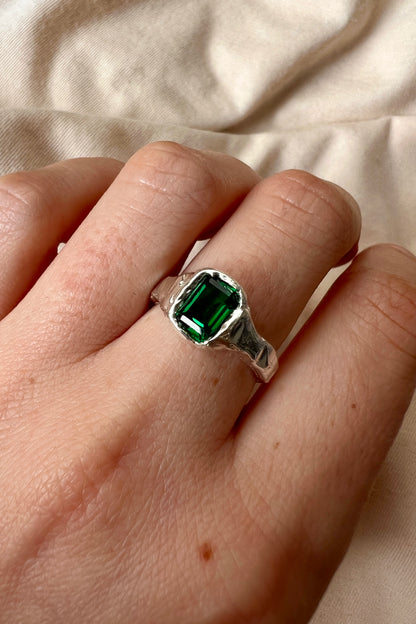 Bague Lava 1 vert émeraude