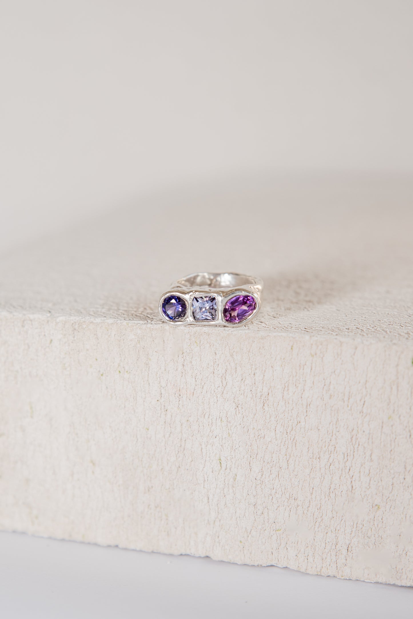 Lava ring 1 white
